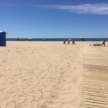 Apartamento Primera Linea De Playa Isla Cristina Urbanizacion Zarati Exterior foto