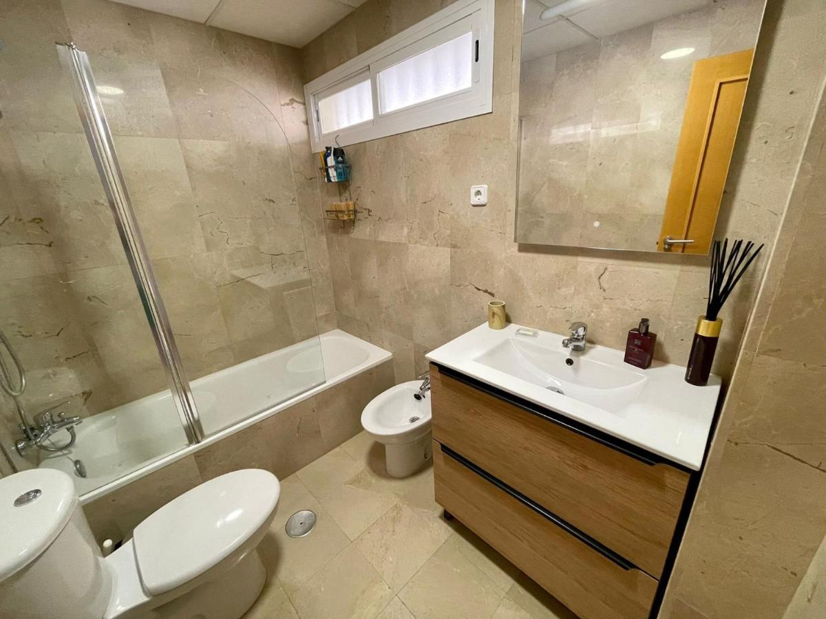 Apartamento Primera Linea De Playa Isla Cristina Urbanizacion Zarati Exterior foto