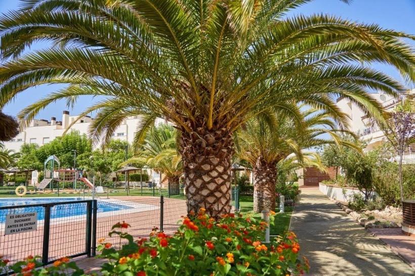 Apartamento Primera Linea De Playa Isla Cristina Urbanizacion Zarati Exterior foto