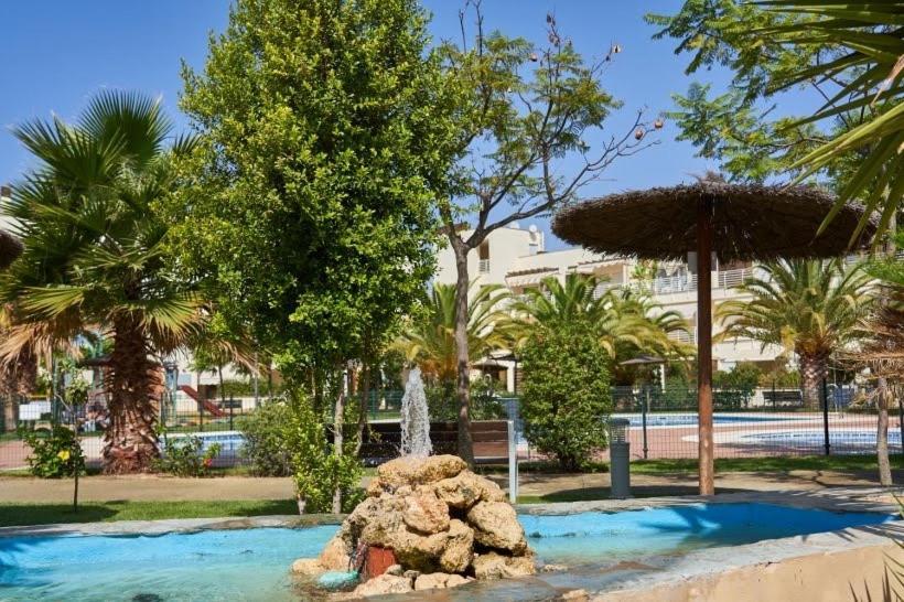 Apartamento Primera Linea De Playa Isla Cristina Urbanizacion Zarati Exterior foto