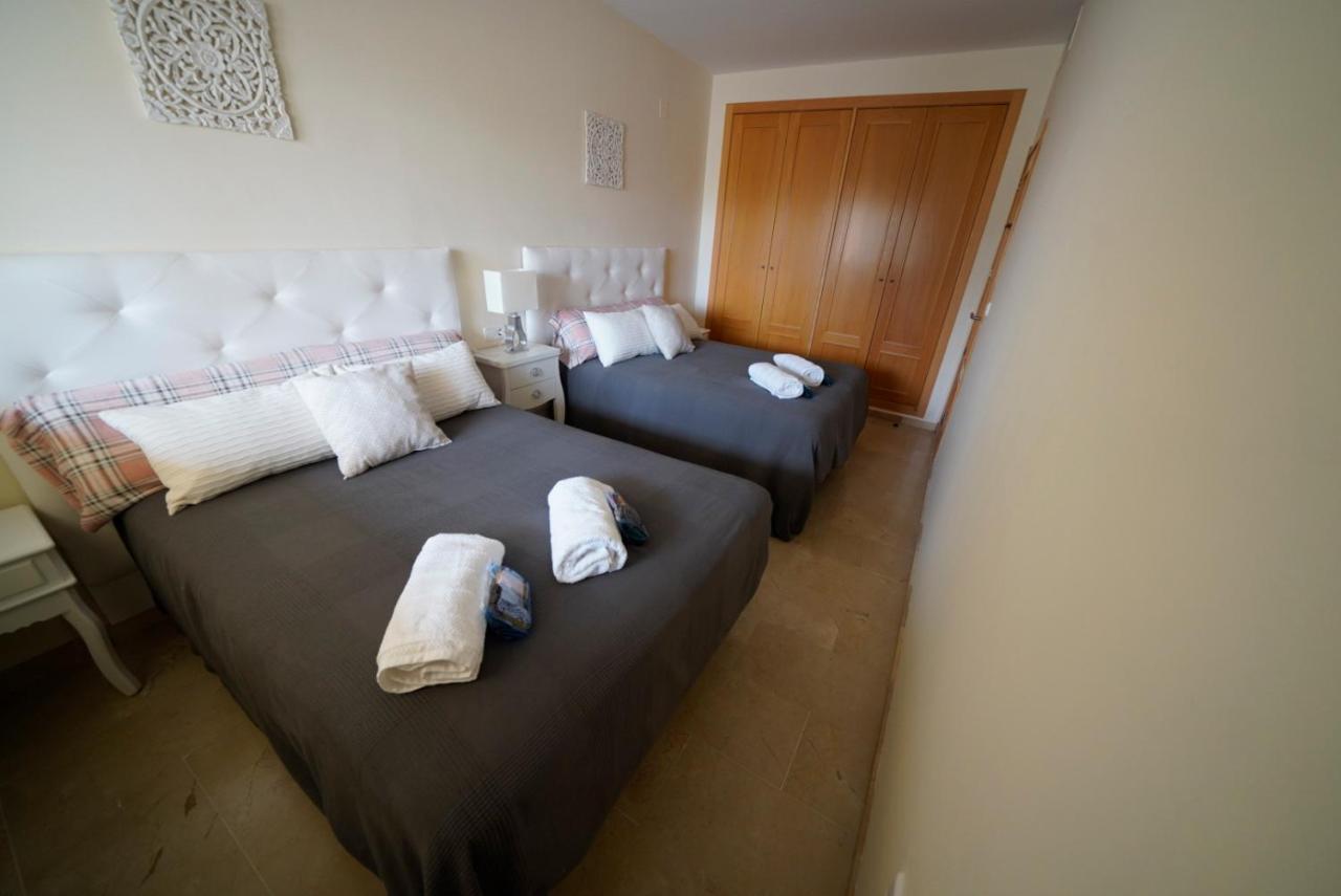 Apartamento Primera Linea De Playa Isla Cristina Urbanizacion Zarati Exterior foto