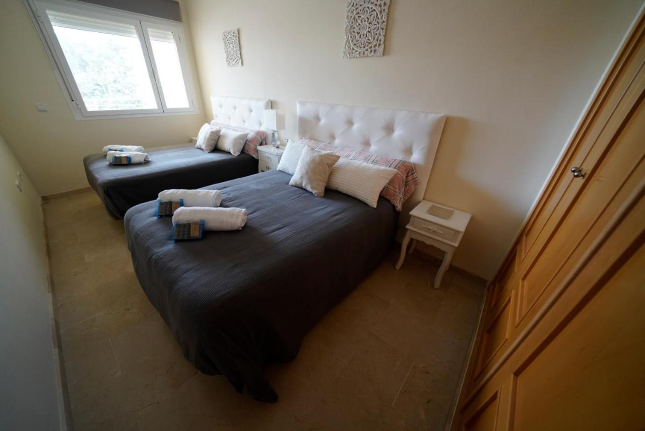 Apartamento Primera Linea De Playa Isla Cristina Urbanizacion Zarati Exterior foto